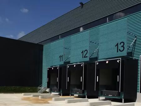 locaux d'activités ou logistiques