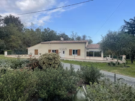 ferme avec dépendance et terrain de plus de 2 hectares (pra