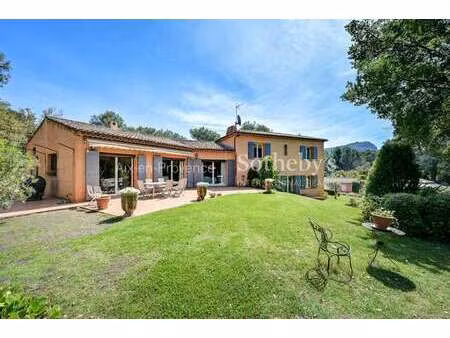 maison de luxe à vendre à saint-marc-jaumegarde : 2 490 000 € | 334m²