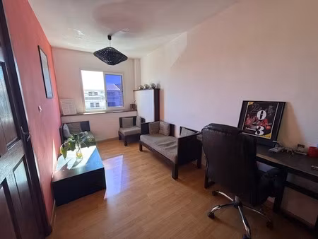 bureau de 77m² - sainte clotilde