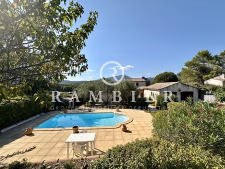 maison 6 pièces avec vue imprenable sur le pic saint loup