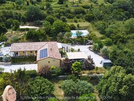 villa plain pied - 5 chambres - piscine et garage