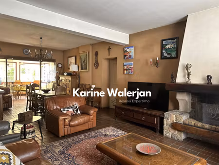 maison aux beaux volumes 7 pieces 171 m2