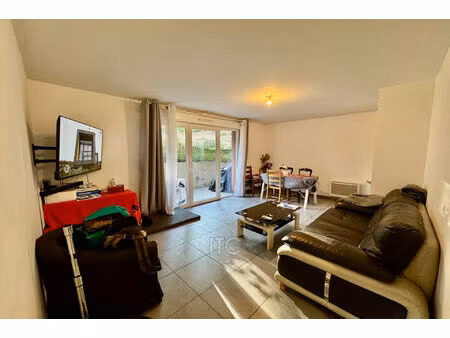 vente appartement 2 pièces 47 m² châteauneuf-le-rouge (13790)