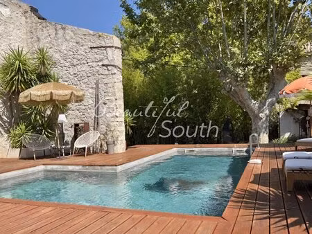 domaine viticole réhabilité en 3 logements de charme avec piscines et jardins – narbonne  