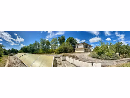 secteur villeneuve-sur-lot  au coeur du lot-et-garonne et proche de toutes les commodités 