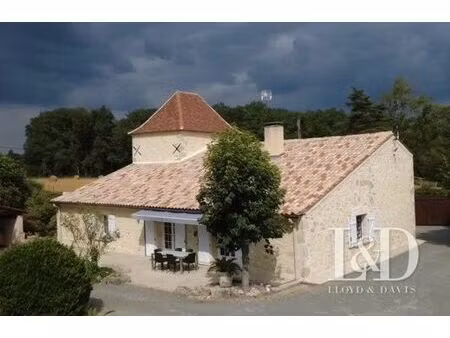 maison de 6 pièces de luxe en vente à saint-méard-de-gurçon  france