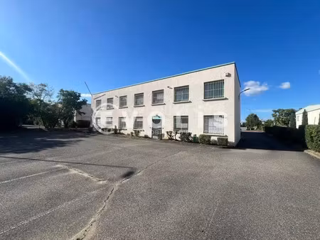 local mixte indépendant à vendre chassieu