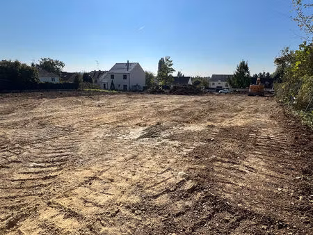 terrain a batir 30m de facade