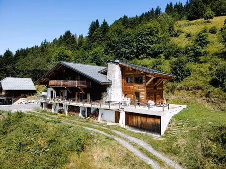 chalet 7 chambres 313m² et 2 ha de terrain notre dame de bellecombe (73590)