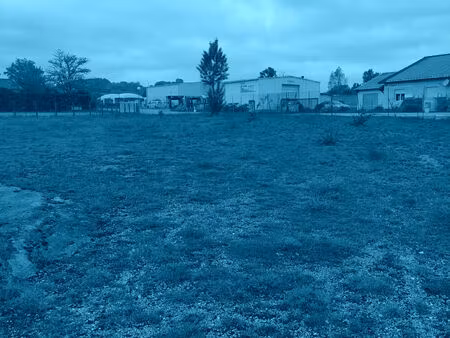 location terrain 2000 m² à vézeronce-curtin (38510)