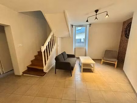 location maison meublé à laval (53000) : à louer meublé / 73m² laval