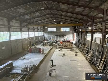 location local industriel 880 m² à saint-ferréol (74210)