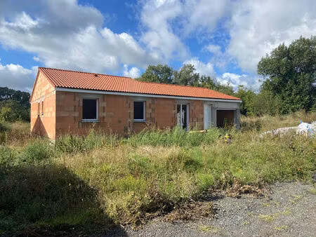 maison familiale neuve 4 chambres avec grand jardin à perrier (63)