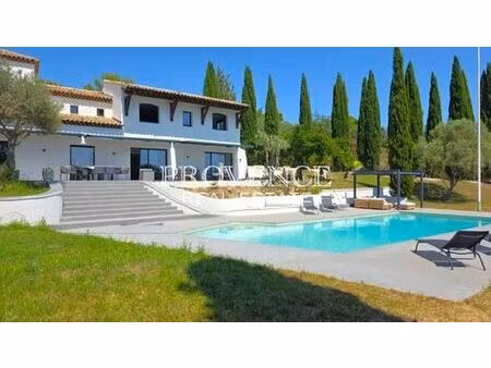 villa de luxe de 7 pièces en location gémenos  france