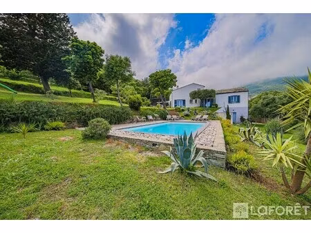 villa de luxe à vendre à brando