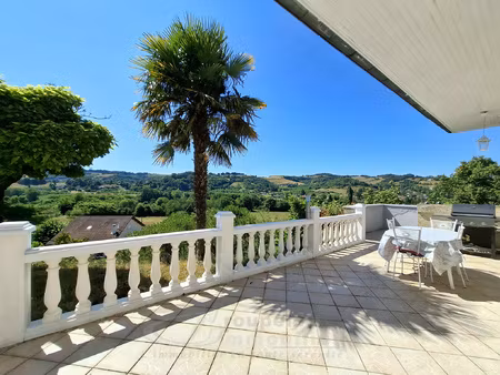 saint vérand maison individuelle 138 m2 terrain 2086 m2  par