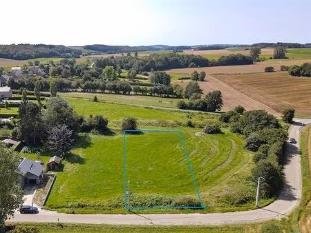 a 10 minutes de ciney superbe parcelle à bâtir de 16a 45ca