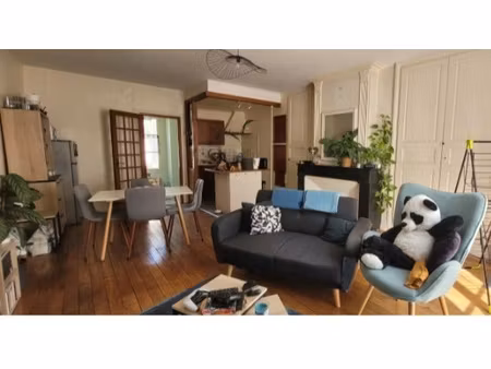 appartement t3 au coeur de bourgueil