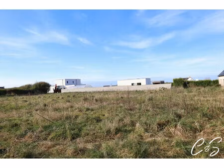 emplacement privilégié pour ce beau terrain plat hors lotissem