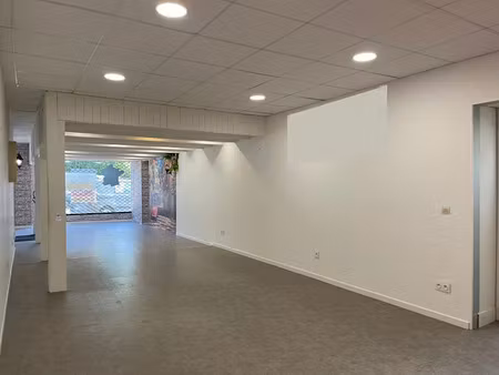 location locaux professionnels 87 m² à tinqueux (51430)  1 000 €