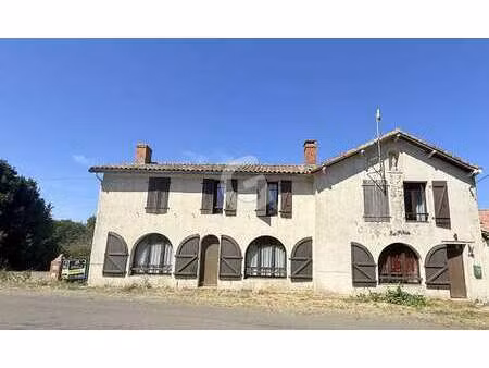 vente maison à saint-vincent-sur-graon (85540) : à vendre / 140m² saint-vincent-sur-graon