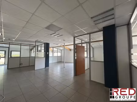 bureaux 318 m² / accueil public possible