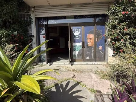 local d'activités à vendre