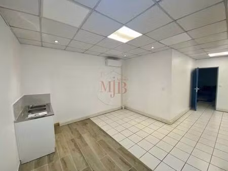 boutique à louer
