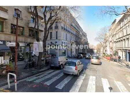 local commercial à louer