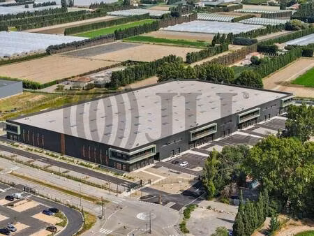 local d'activités à louer