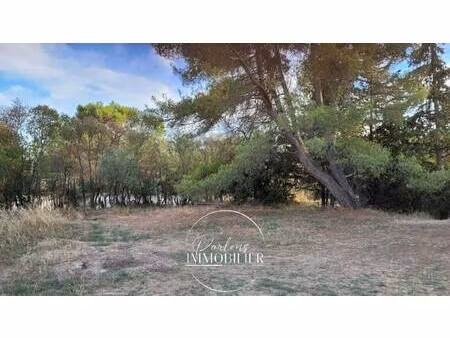 terrain constructible viabilisé à vendre