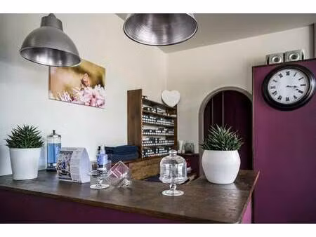 institut de beauté à vendre