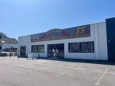 local commercial à louer