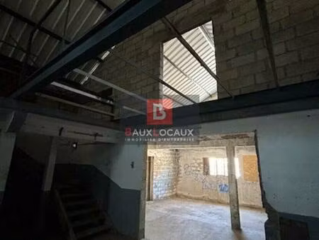 local d'activités à vendre