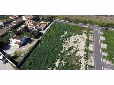 terrain constructible viabilisé à vendre