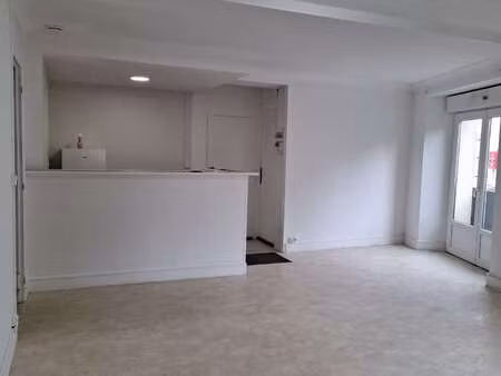 vente immeuble à la suze-sur-sarthe (72210) : à vendre / 144m² la suze-sur-sarthe