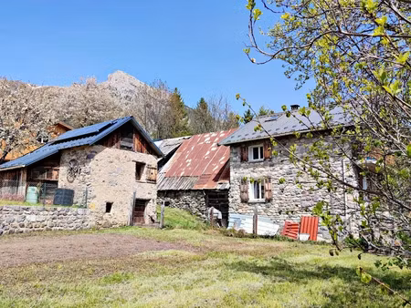 vente maison 6 pièces 100 m² à valdeblore (06420)  69 000 €
