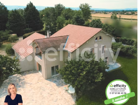 maison 8 pièces - 205 m²