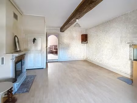 vente maison de village 3 pièces 93 m2 à veslud