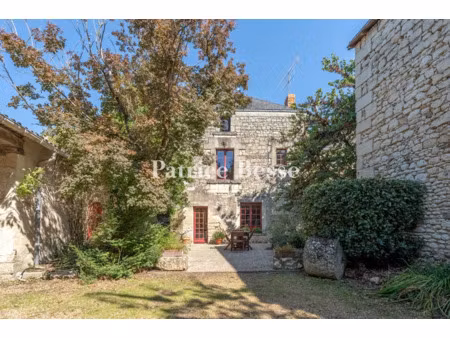 vente maison 10 pièces 232 m² à montreuil-bellay (49260)  295 000 €