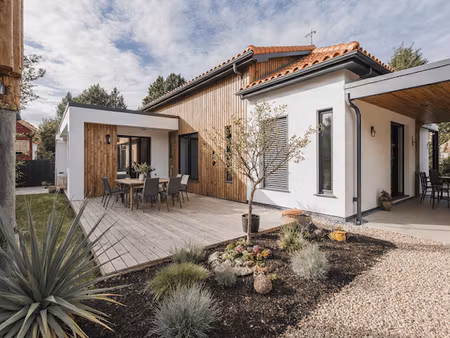 vente maison 5 pièces 110 m² à reze (44400)  425 000 €