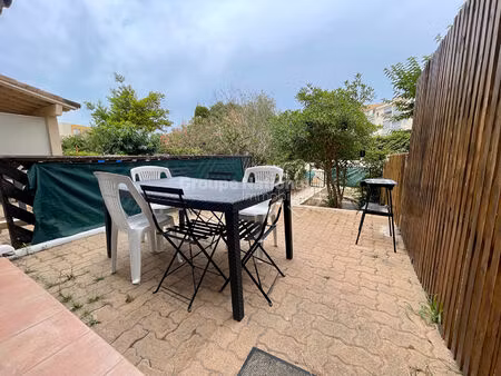 studio cabine rez-de-jardin  terrasse et jardinet