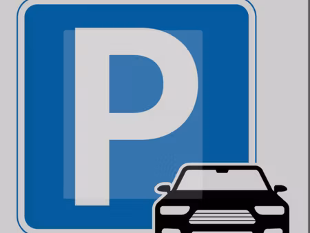 deux emplacements de parkings cote à cote