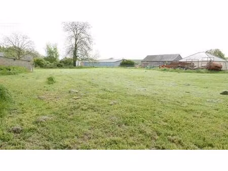 terrain constructible viabilisé à vendre
