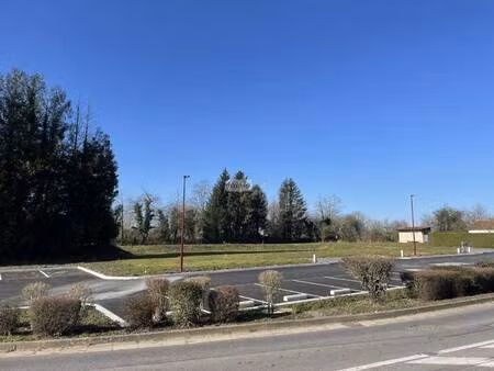 terrain constructible viabilisé à vendre