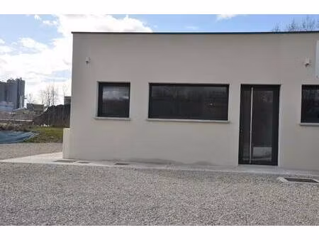 local commercial à louer