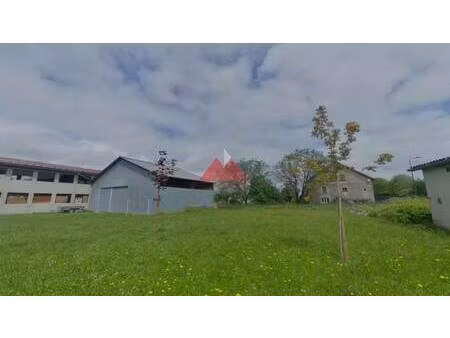 terrain constructible viabilisé à vendre