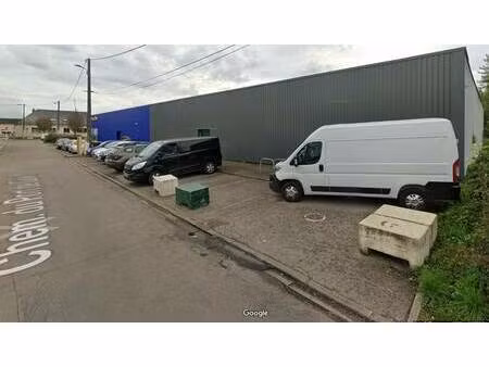 local commercial à louer