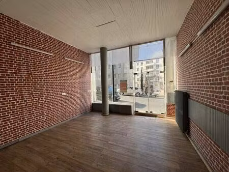 local commercial à louer